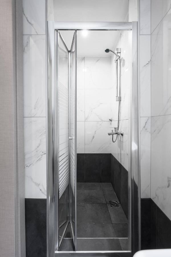 Breez Apartments, The Luxury Suites Thessaloniki Exterior foto