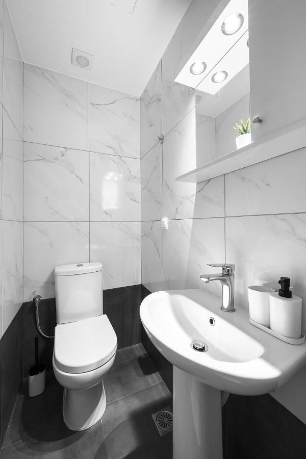 Breez Apartments, The Luxury Suites Thessaloniki Exterior foto